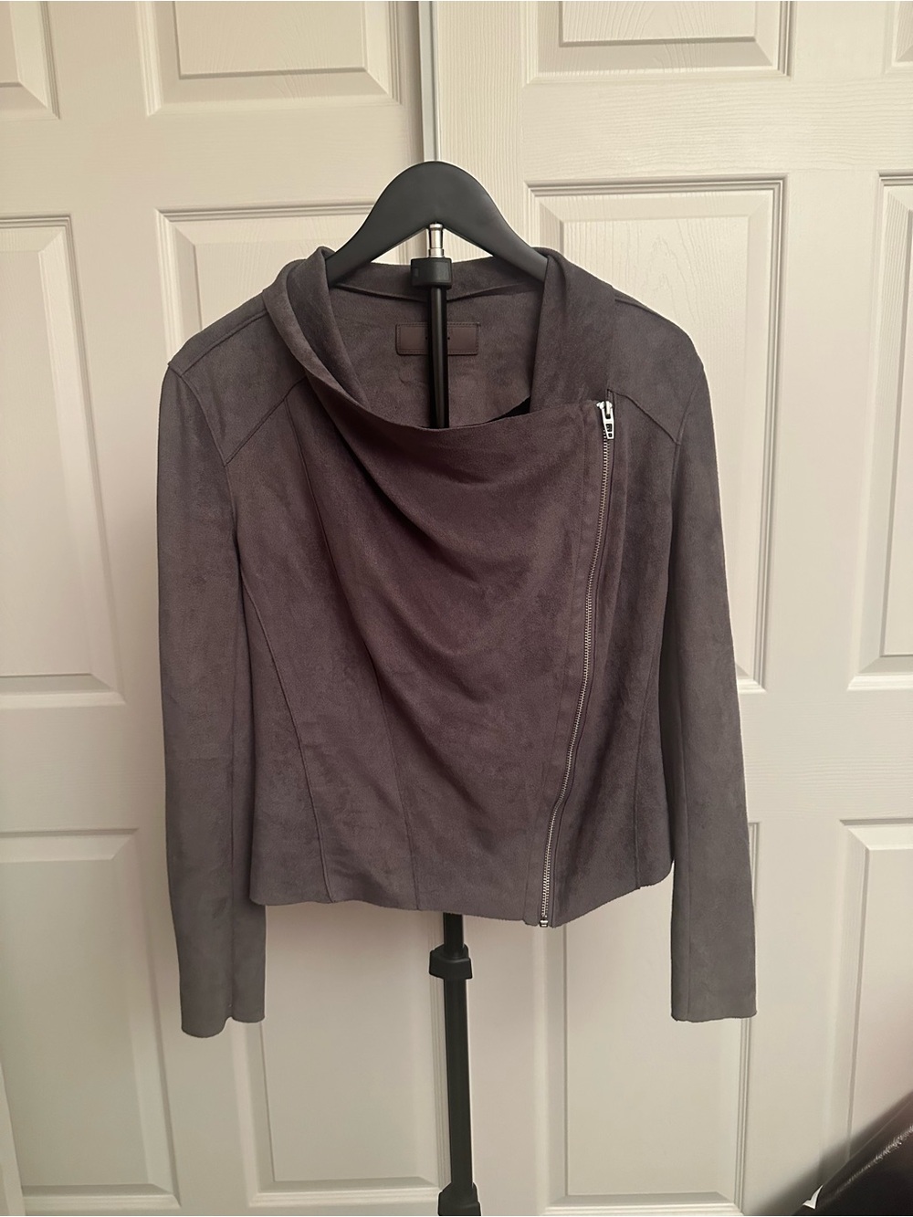 Blank NYC Charcoal Suede Asymmetric Zip Jacket Size Small
